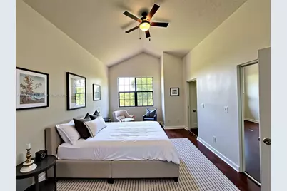 501 SW 158th Ter #204, Pembroke Pines, FL 33027 - Photo 8