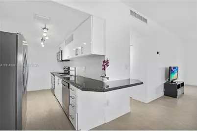 500 Bayview Dr #125, Sunny Isles Beach, FL 33160 - Photo 16