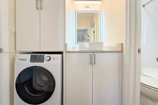 5231 Geneva Way, Doral, FL 33166 - Photo 12