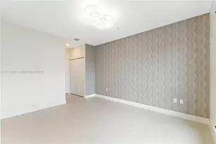 8001 NW 41st St, Doral, FL 33166 - Photo 12