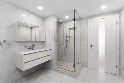 16275 Collins Ave #UPH1, Sunny Isles Beach, FL 33160 - Photo 36