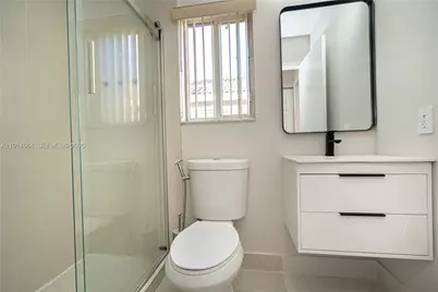 1592 S Salerno Cir #1592, Weston, FL 33327 - Photo 18