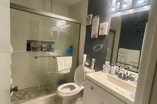 1025 Green Pine Blvd, West Palm Beach, FL 33409 - Photo 8