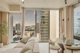 1040 Biscayne Blvd, Miami, FL 33132 - Photo 6