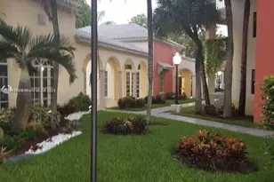 8160 Geneva Ct, Doral, FL 33166 - Photo 12