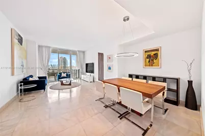 50 S Pointe Dr #1206, Miami Beach, FL 33139 - Photo 2