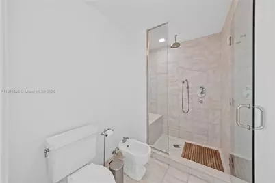 50 S Pointe Dr #1206, Miami Beach, FL 33139 - Photo 20