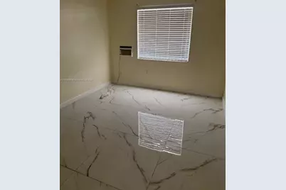 1371 NE 150th St, Miami, FL 33161 - Photo 12