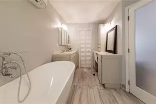 15235 SW 152nd Ct, Miami, FL 33187 - Photo 16