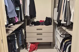 1000 Brickell Plaza, Miami, FL 33131 - Photo 16