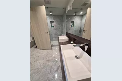 1000 Brickell Plz #2101, Miami, FL 33131 - Photo 40