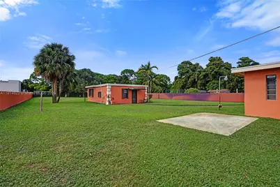 16766 NW 18th Ave, Miami Gardens, FL 33056 - Photo 40