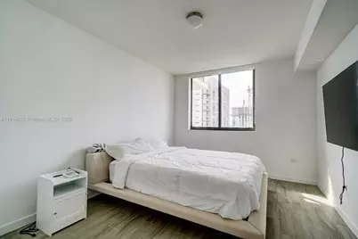 999 SW 1st Ave #1612, Miami, FL 33130 - Photo 10