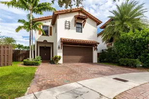 8777 NW 102nd Ct, Doral, FL 33178 - Photo 2
