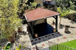 3520 SW 25th St, Miami, FL 33133 - Photo 38