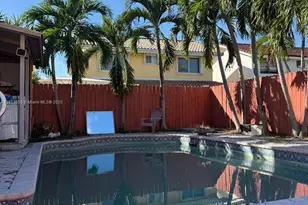 8981 SW 5th Ln, Miami, FL 33174 - Photo 2