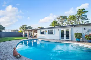 8530 NW 178th St, Hialeah, FL 33015 - Photo 4