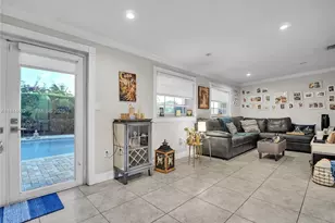 8530 NW 178th St, Hialeah, FL 33015 - Photo 28