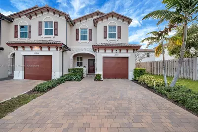 12960 NW 22nd Pl, Miami, FL 33167 - Photo 1