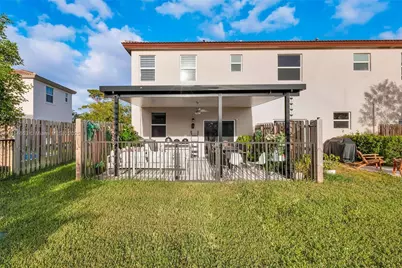 12960 NW 22nd Pl, Miami, FL 33167 - Photo 22
