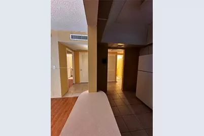 19390 Collins Ave #704, Sunny Isles Beach, FL 33160 - Photo 6