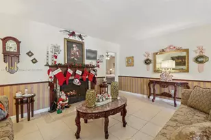 10941 NW 18th St, Pembroke Pines, FL 33026 - Photo 14