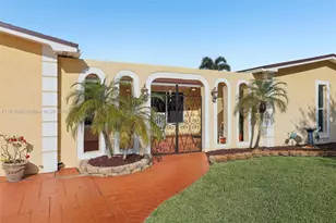 10941 NW 18th St, Pembroke Pines, FL 33026 - Photo 6