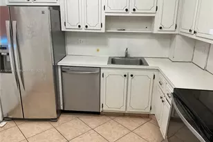 301 Cambridge Rd, Hollywood, FL 33024 - Photo 14