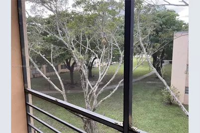 301 Cambridge Rd #312, Hollywood, FL 33024 - Photo 30