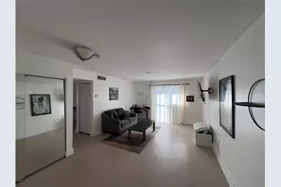 1033 Lenox Ave #202, Miami Beach, FL 33139 - Photo 2