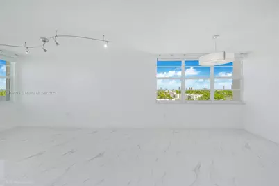 2016 Bay Dr #904, Miami Beach, FL 33141 - Photo 6