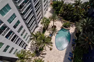 253 NE 2nd St, Miami, FL 33132 - Photo 12