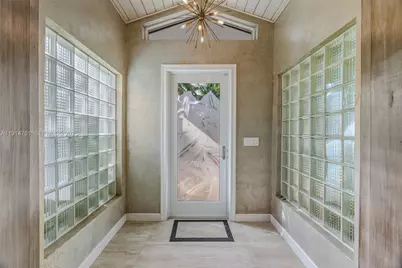 8001 SW 66th Ter, Miami, FL 33143 - Photo 2