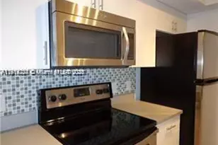 777 SW 111th Way, Pembroke Pines, FL 33025 - Photo 6