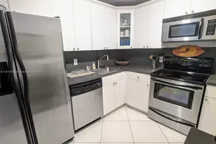 800 West Ave, Miami Beach, FL 33139 - Photo 6