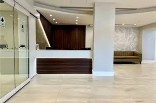 3001 S Ocean Dr, Hollywood, FL 33019 - Photo 16