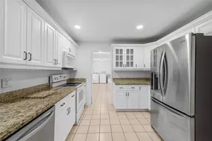 1561 SW 72nd Ave, Plantation, FL 33317 - Photo 14