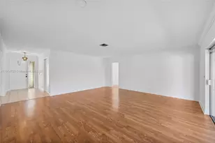 1561 SW 72nd Ave, Plantation, FL 33317 - Photo 6