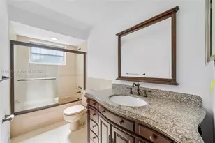 1561 SW 72nd Ave, Plantation, FL 33317 - Photo 20