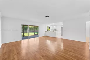 1561 SW 72nd Ave, Plantation, FL 33317 - Photo 8