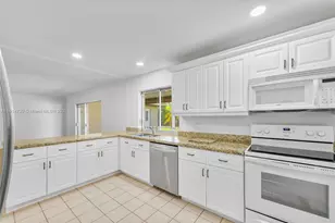 1561 SW 72nd Ave, Plantation, FL 33317 - Photo 12