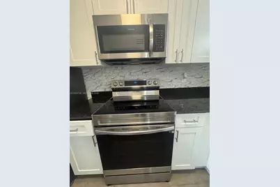 8600 Sunrise Lakes Blvd #303, Sunrise, FL 33322 - Photo 2