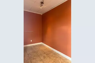 4796 NW 167th St, Miami Lakes, FL 33014 - Photo 14