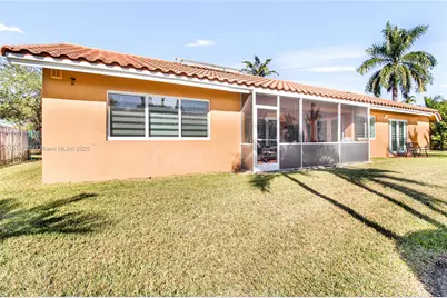 20270 NW 4th St, Pembroke Pines, FL 33029 - Photo 24
