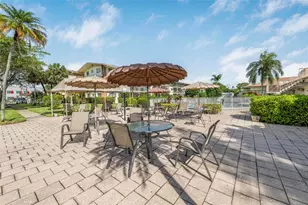 17000 NE 14th Ave, North Miami Beach, FL 33162 - Photo 16