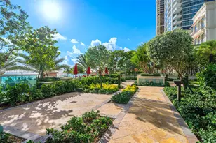 17901 Collins Ave, Sunny Isles Beach, FL 33160 - Photo 40