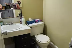 1425 Arthur St, Hollywood, FL 33020 - Photo 6