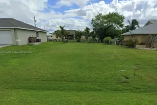 3807 SW 8th Ct, Cape Coral, FL 33914 - Photo 1