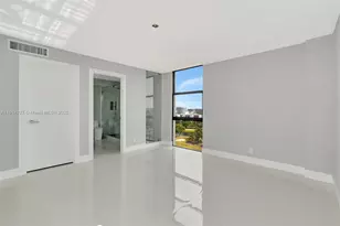 20379 W Country Club Dr, Aventura, FL 33180 - Photo 8