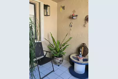 302 Lakeview Dr #102, Weston, FL 33326 - Photo 6
